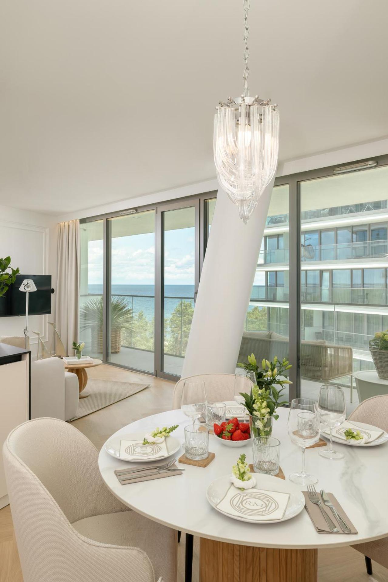 Waveview 5Th Floor Dream View Apartment Miedzyzdroje Bagian luar foto